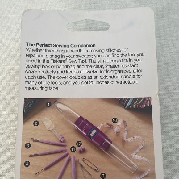 Fiskars Sew Taxi, 12 in 1 multi tool sewing companion - Picture 5 of 5